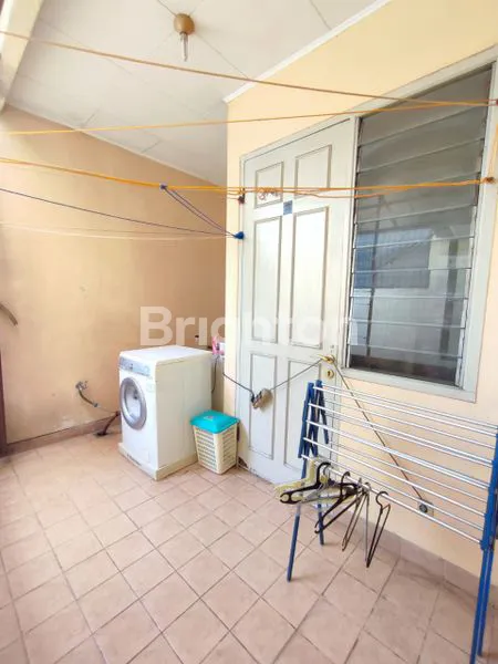 image RUMAH 2 LANTAI BAGUS SIAP HUNI DI KAWASAN ELITE KELAPA GADING (8)