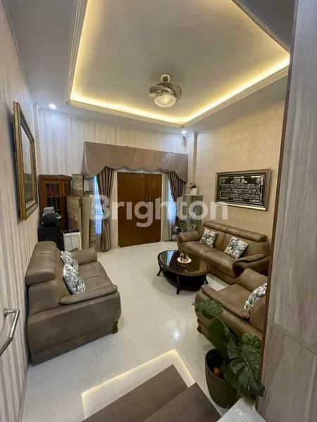 image RUMAH STRATEGIS DI JALAN UTAMA KOMERSIAL FULL FURNISHED JOHAR BARU JAKARTA PUSAT (3)