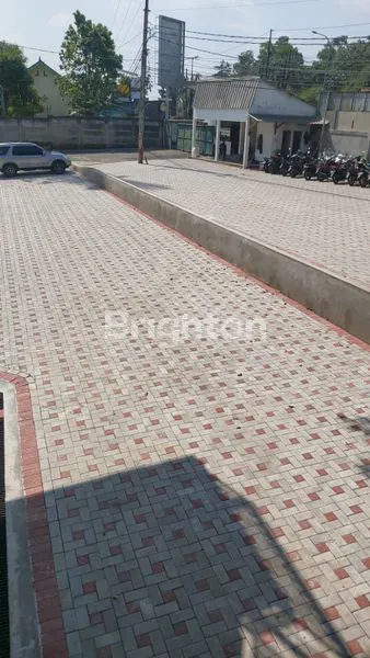 image PABRIK TEXTILE PINGGIR JALAN RAYA (3)