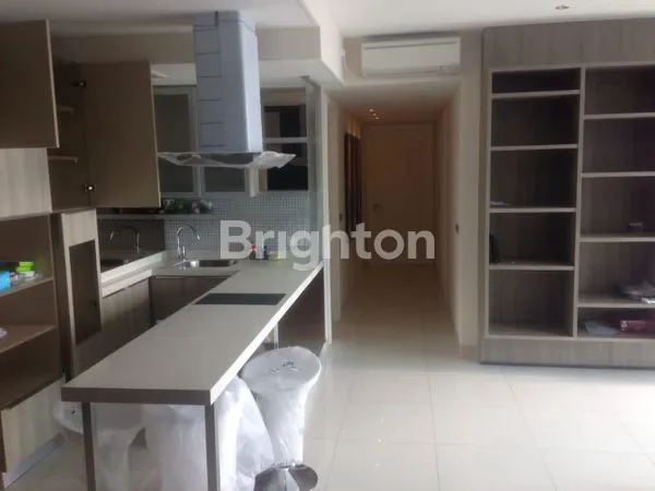 image APARTMENT ELITE DI KAWASAN SUPERBLOK SURABAYA PUSAT "THE VUE APARTMENT"GA PERLU REPOT, TINGGAL BAWA KOPER, SUDAH FULL FURNISHED, FULL FACILITY AND STRATEGIS  (7)