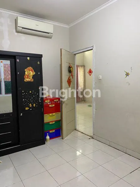 image RUMAH STANDART MINIMALIS DIDALAM CLUSTER NYAMAN DAN ASRI,KOTA WISATA,CIBUBUR,BOGOR,JAWA BARAT (5)