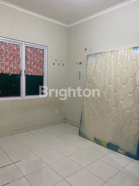 image RUMAH STANDART MINIMALIS DIDALAM CLUSTER NYAMAN DAN ASRI,KOTA WISATA,CIBUBUR,BOGOR,JAWA BARAT (6)