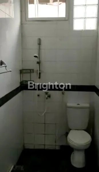 image HUNIAN NYAMAN DAN STRATEGIS KOMPLEK PERTAMINA PONDOK RANJI TANGERANG SELATAN (5)