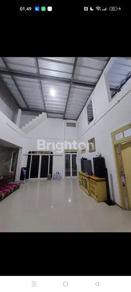 image RUMAH BESAR MEWAH DI SULFAT DEKAT DENGAN SAWOJAJAR DAN STASIUN KOTA BARU (6)