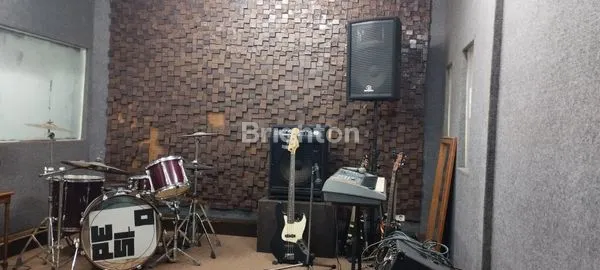 image RUMAH KEBON JERUK 11 KAMAR COCOK BUAT KOST²AN DEKAT BINUS (5)