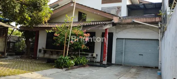 image RUMAH KEBON JERUK 11 KAMAR COCOK BUAT KOST²AN DEKAT BINUS (2)