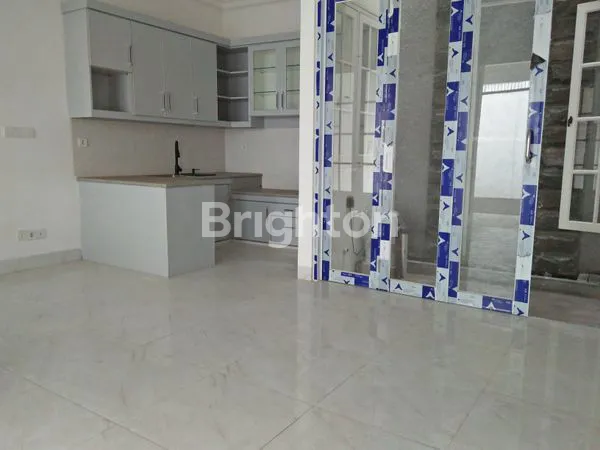 image RUMAH BARU 2 1/2 LANTAI CLUSTER BETUNG BEBAS BANJIR (6)