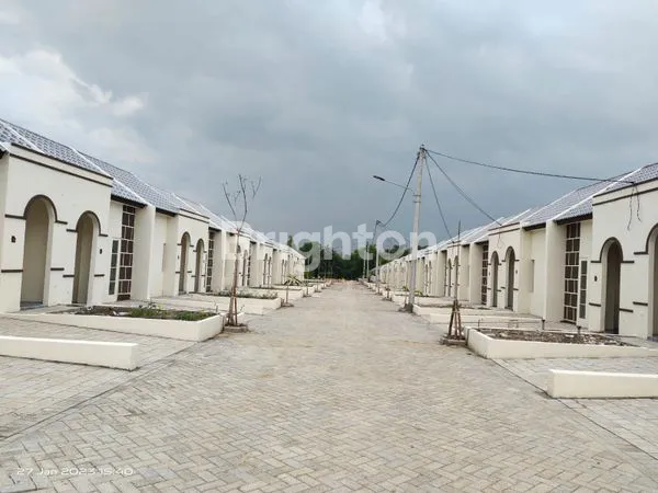 image WAOOO KEJUTAN DENGAN GAJI UMR BISA MEMIKI RUMAH ROYAL EMRAN MENGHADIRKAN RUMAH MINIMALIS MURAH MEWAH FASILITAS DI JAMIN WAH (4)