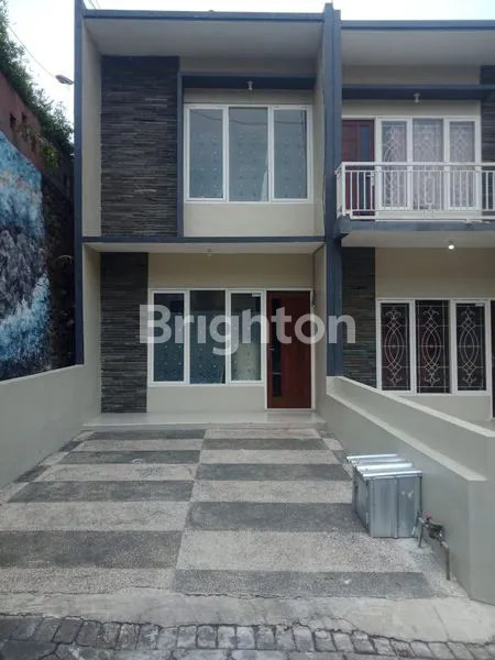 image TURUN HARGA !!!DIJUAL CEPAT RUMAH VILLA SEMI FURNISHED - ORO ORO OMBO (1)
