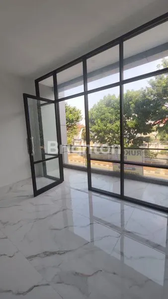 image RUKO 3.5 LANTAI BRAND NEW DI SUNTER (6)