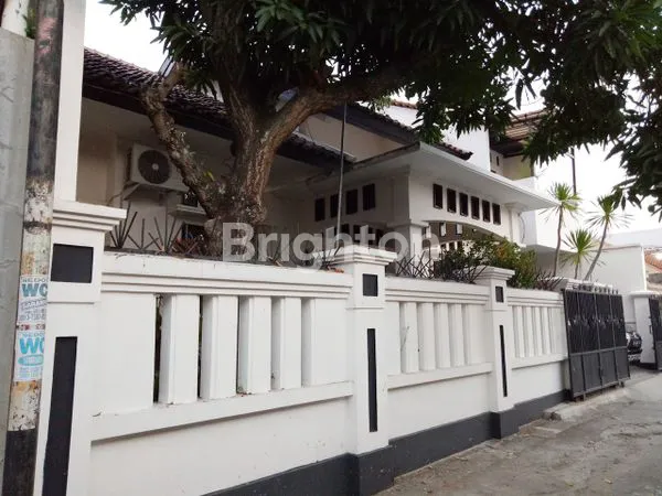 image RUMAH SIAP HUNI NYAMAN & ASRI DI DEKAT STADION MANAHAN TENGAH KOTA SOLO HARGA NEGOO SAMPAI JADI LANGSUNG OWNER (6)