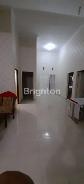 image RUMAH ASRI BEVERLY PARK SIAP HUNI (8)