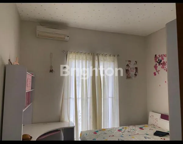 image RUMAH MEWAH DAN ELITE, SISTEM ONE GATE, SECURITY DAN CCTV 24/7 LEBAR JALAN 7 METER!! TIDAK BANJIR!! ISTIMEWA DAN LANGKA (2)