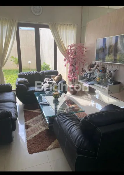 image RUMAH MEWAH DAN ELITE, SISTEM ONE GATE, SECURITY DAN CCTV 24/7 LEBAR JALAN 7 METER!! TIDAK BANJIR!! ISTIMEWA DAN LANGKA (8)