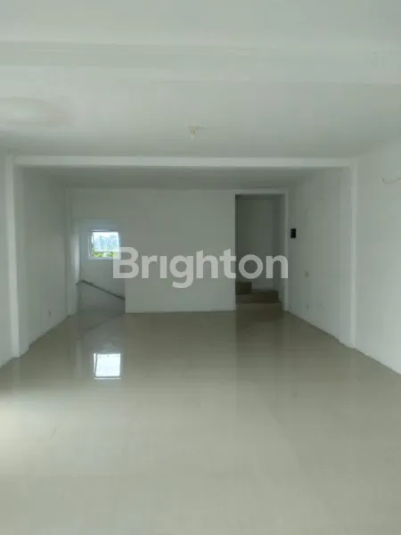 image RUKO GRESS 3 LANTAI DI NUSA DUA BALI (8)