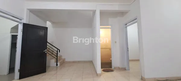 image RUMAH 1,5 LANTAI DI KOMPLEK PONDOK HIJAU BANDUNG UTARA ONE GATE SYSTEM (6)