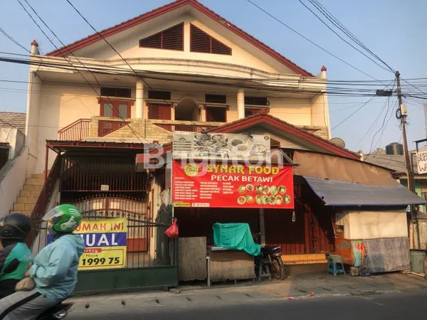 image RUMAH DUA LANTAI UTK KOS KOSAN DAN ADA KIOS YG CUKUP LUAS (1)