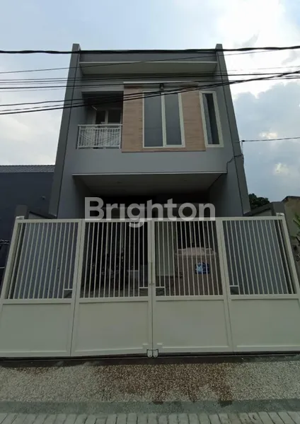 image PRADA PERMAI, RUMAH SUDAH READY, NEW MINIMALIIS 2LANTAI (1)