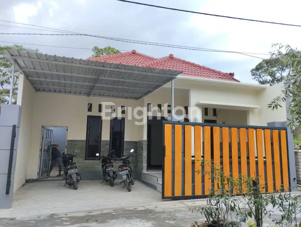 image RUMAH CANTIK AND ELEGAN KEDIRI  (1)