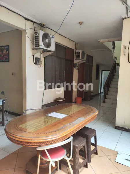 image KOS 32 KAMAR DEKAT UBAYA NEGO BANYAK (3)