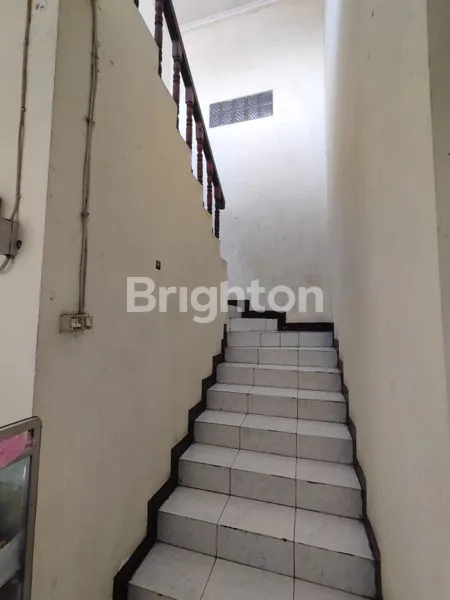 image KOS 32 KAMAR DEKAT UBAYA NEGO BANYAK (2)