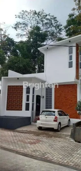 image RUMAH MODERN DI PESONA PAVILIUN KOTA CIMAHI (2)