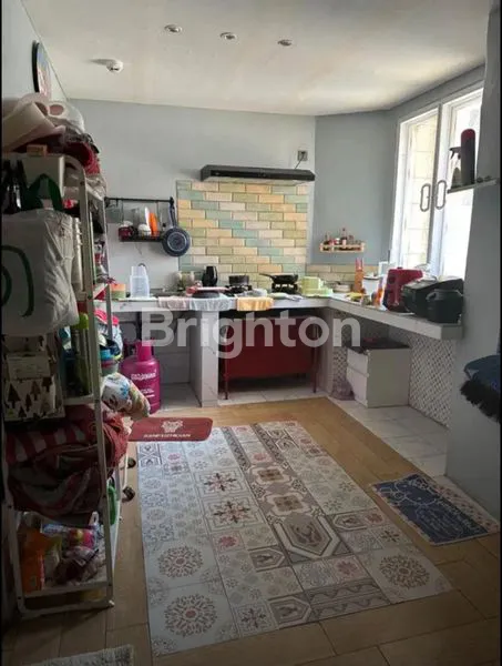 image RUMAH KOMPLEK KEHAMIKAN DEKAT JALAN BESAR JEND SUDIRMAN TANGERANG (7)