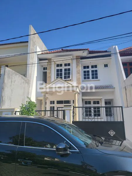 image RUMAH 2 LANTAI DI TAMAN PONDOK INDAH (1)