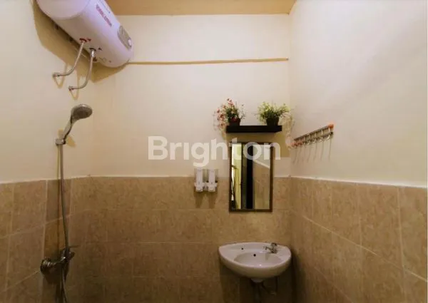 image RUMAH HOOK 3 LANTAI BANYAK KAMAR DI NUSA DUA (8)