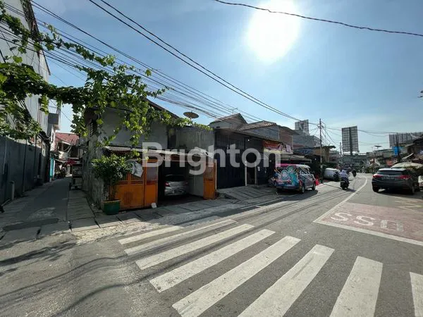 image RUMAH GREEN VILLE JAKARTA BARAT (3)