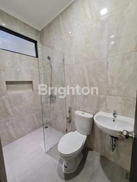 image RUMAH DI DARMO PERMAI TIMUR  (3)