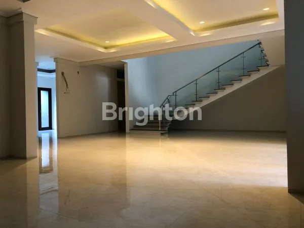 image RUMAH LUX MINIMALIS MODERN KAWASAN ELITE DI ARAYA 1 SURABAYA TIMUR (4)