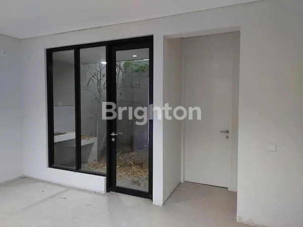 image RUMAH CITRALAND NORTHWEST LAKE SURABAYA (3)