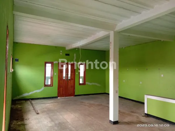 image RUMAH USAHA 3 LANTAI EKS KANTOR ADIPURA RANCABOLANG GEDEBAGE  DEKAT KERETA CEPAT BANDUNG (8)