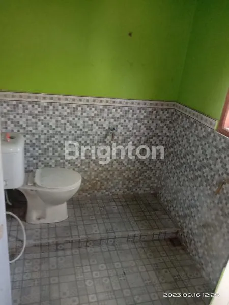 image RUMAH USAHA 3 LANTAI EKS KANTOR ADIPURA RANCABOLANG GEDEBAGE  DEKAT KERETA CEPAT BANDUNG (4)