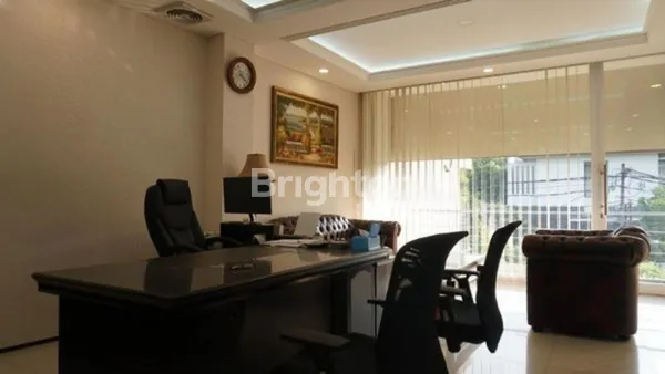 image GEDUNG PERKANTORAN STRATEGIS FURNISH AREA KEMANG JAKARTA SELATAN (3)