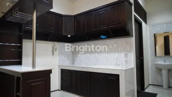 image GEDUNG PERKANTORAN STRATEGIS FURNISH AREA KEMANG JAKARTA SELATAN (5)