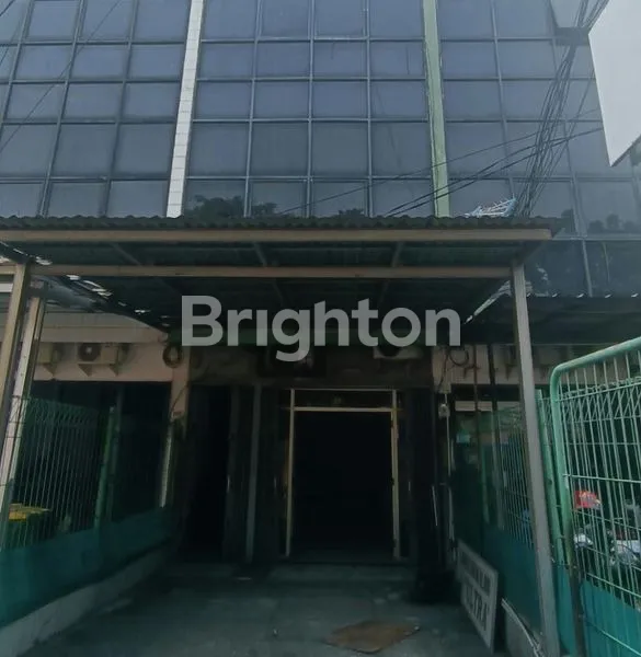 image RUKO LANTAI 1 DISEWAKAN RAWAMANGUN (3)