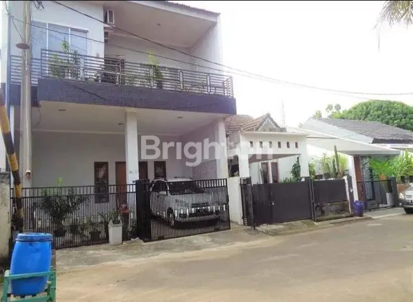 image DIJUAL RUMAH MURAH FULL RENOVASI 2 LT (8)