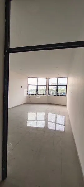 image RUKO 3 LANTAI DI PINGGIR JALAN RAYA (5)