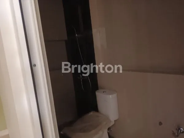 image HUNIAN MEWAH  STRATEGIS AREA KAWASAN KOTA DESAIN SPLIT LEVEL (7)