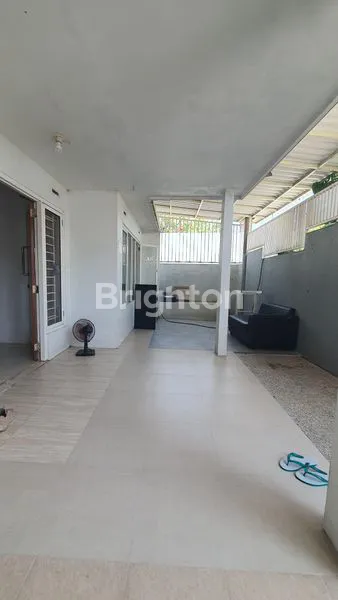 image RUMAH HOOK 2 LANTAI KOTA BATU (8)