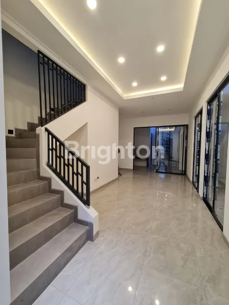 image RUMAH DARMO PERMAI TIMUR SURABAYA (2)