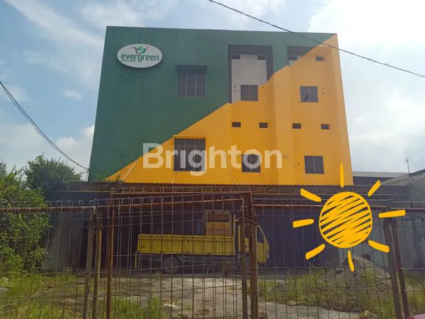 image RUKO GANDENG 4 CANTIK DAN LETAK STRATEGIS (1)