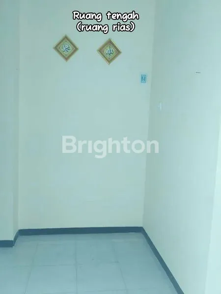 image RUMAH LEBAR 7 DI PARE (3)