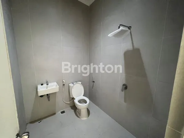 image RUMAH MINIMALIS ALAM HIJAU CITRALAND BARU RENOVASI (8)