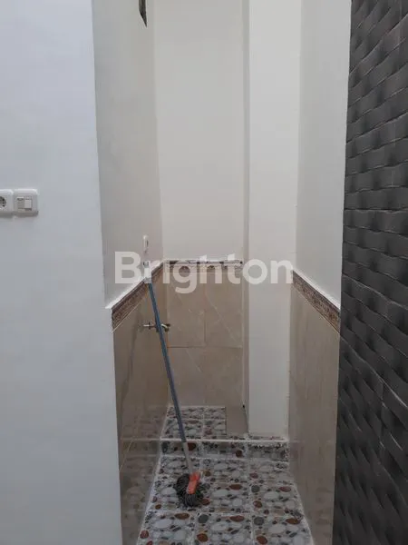 image RUMAH BARU GRESS FULL RENOVASI TENGAH KOTA SIDOARJO, JALAN UTAMA BISA BUAT BIDNIS JALAN KEMBAR (5)