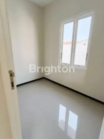 image RUMAH BARU STRATEGIS, 2 LANTAI MURAH FREE BIAYA-BIAYA (4)