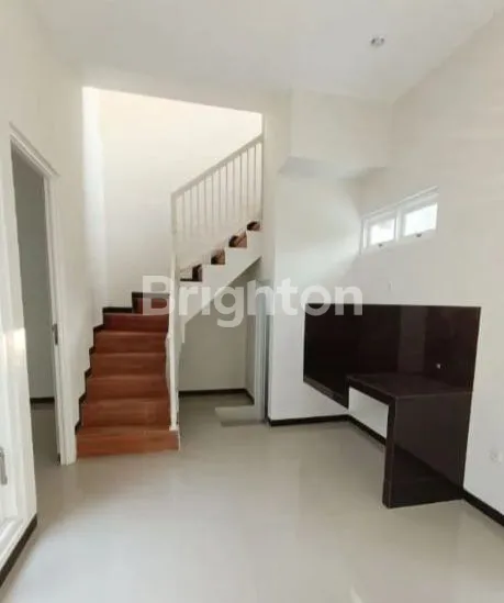 image RUMAH BARU STRATEGIS, 2 LANTAI MURAH FREE BIAYA-BIAYA (5)