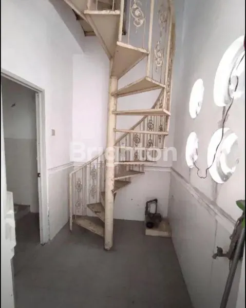 image RUMAH DEKAT EXIT TOL SIDOARJO (2)